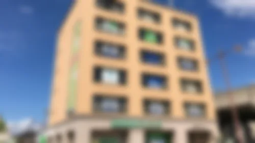 茶屋町駅前校 外観