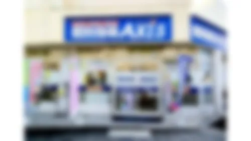 本諫早駅前校 外観