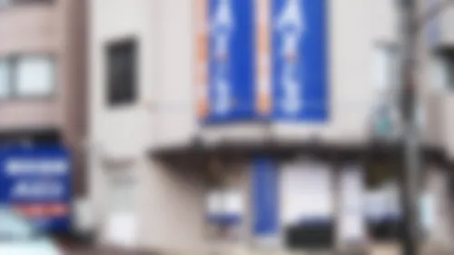 泉丘校1号館 小中学生館 外観