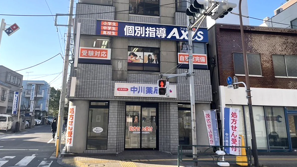 江戸川区役所前校 外観