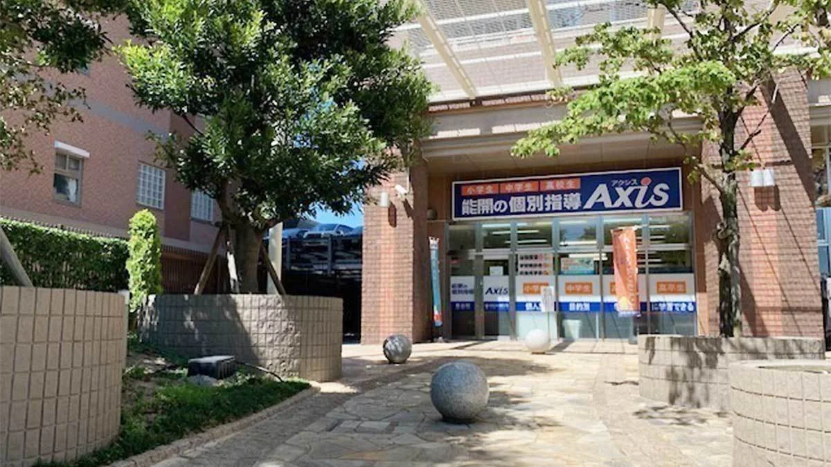 放出校 外観