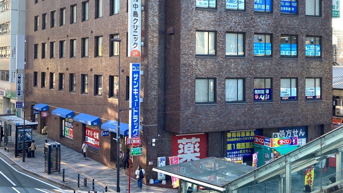 黒崎駅前校 外観