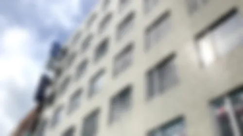 福井駅前校 外観