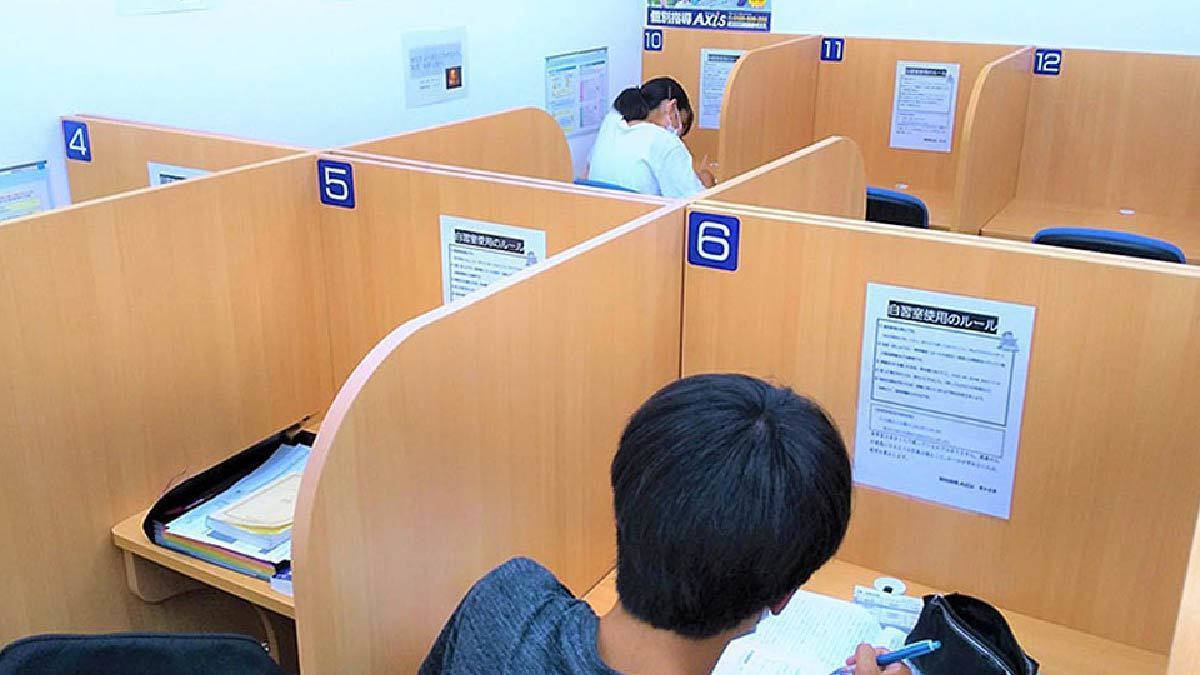 一宮駅前校 予約不要！　自習室完備。「集中できる」と好評です。