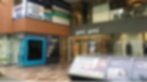 藤が丘校 藤が丘駅徒歩2分のビルの1階です