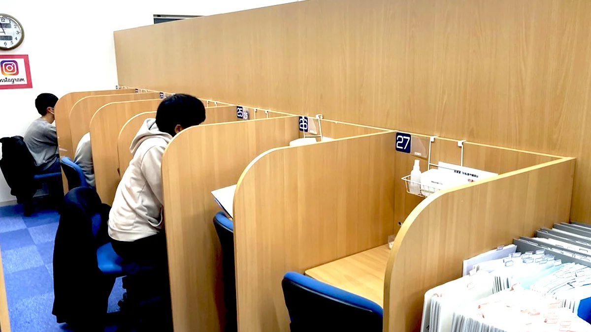 天白鴻の巣校 自習ブース完備！いつでも自由に使えます！