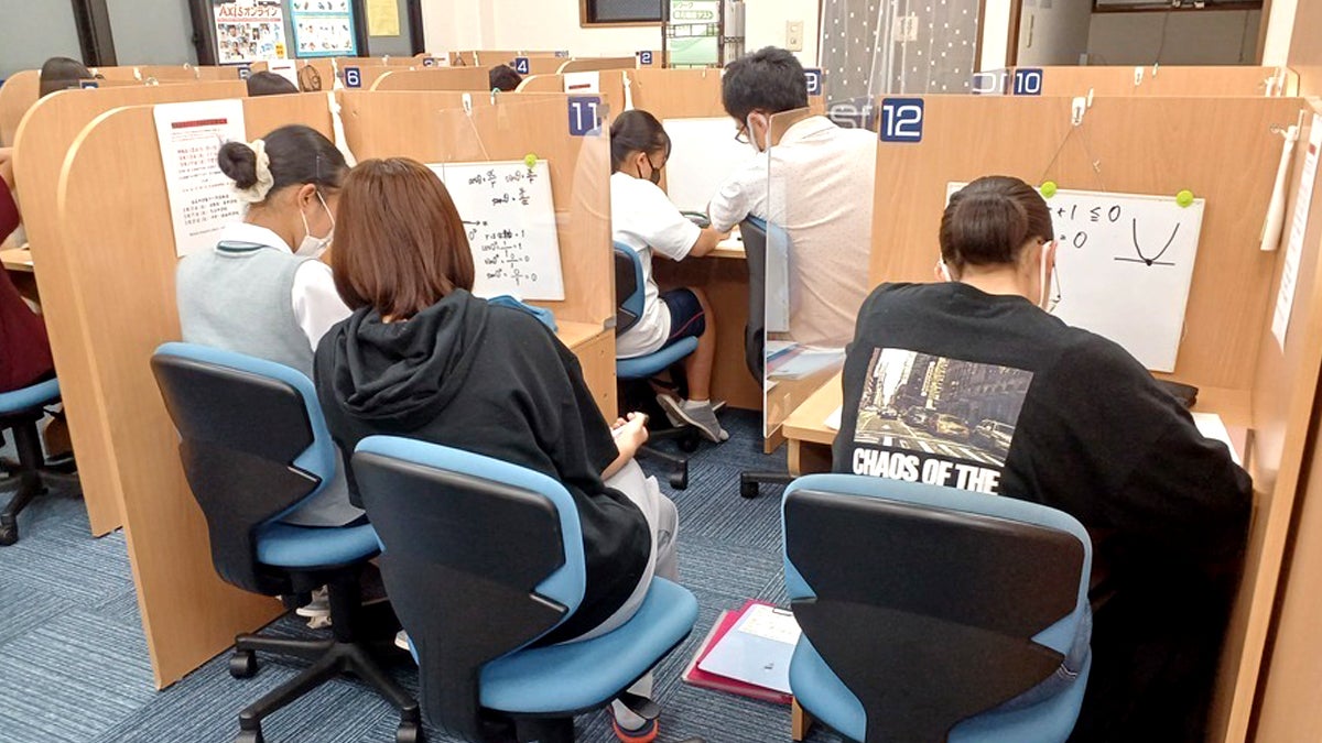 原校 「解説」⇔「演習」で、「分かる」だけでなく「出来る」まで、指導していきます！