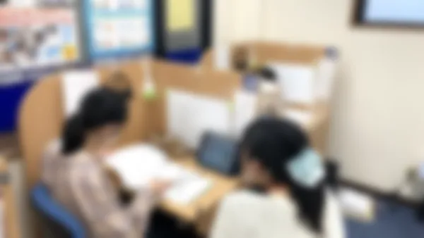 原校 【公立中学生対象】AIと指導者のダブルサポートで効率よく学習できる!