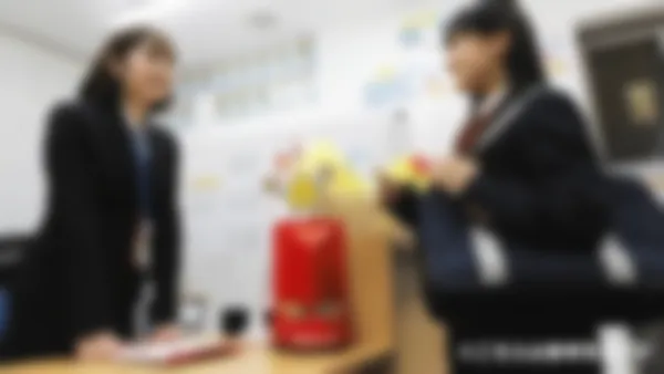 本陣校 「こんにちは」の挨拶が飛び交います