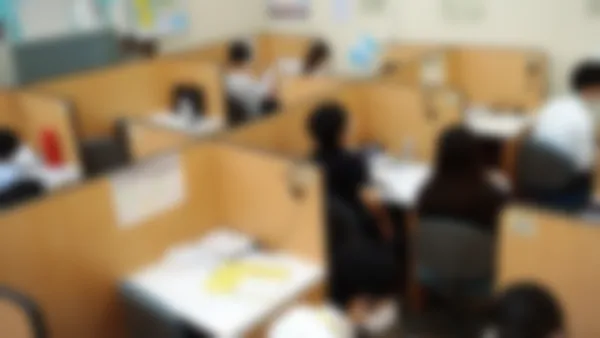 盛岡校 同じ時間帯に最大28名が授業している風景は熱気に満ちています。