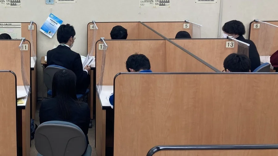 盛岡校 実際の授業の様子です。