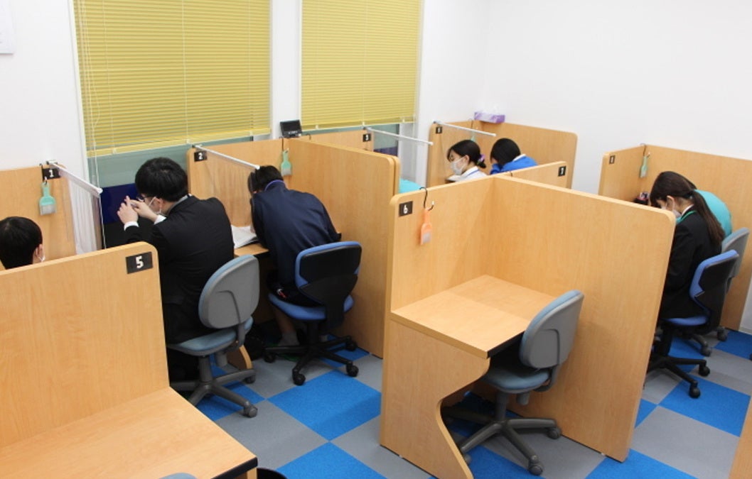 都南校 「解説」⇔「演習」でわかるだけでなく、「自分で解く力」も身につけます。