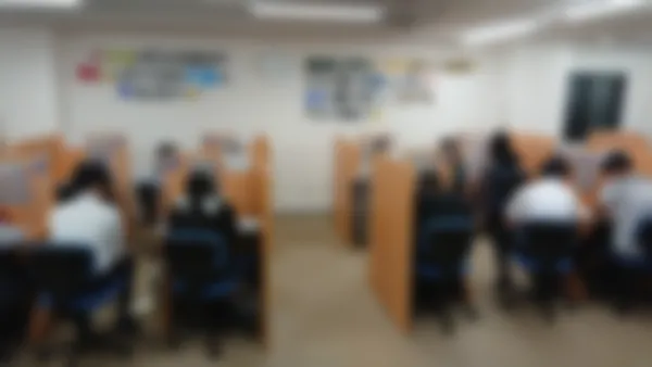 岐大前校 授業は毎回真剣勝負!1回1回の授業にこだわります。