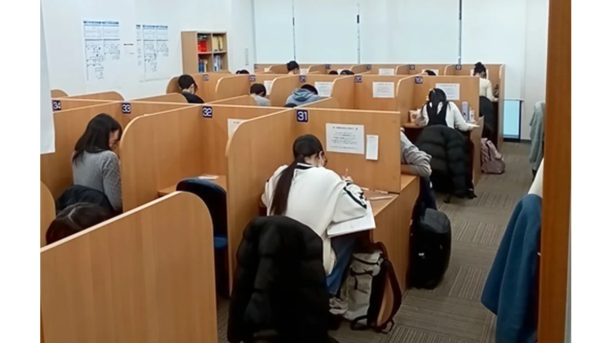 仙台校 真剣に、かつ集中して自習できます