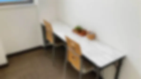 東北大学病院前校 勉強の合い間に休憩できるフリースペースをご用意しました。