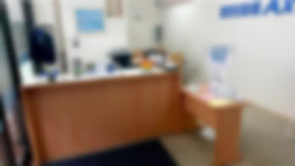 南光台校 「こんにちは!!」元気な挨拶からスタートです!