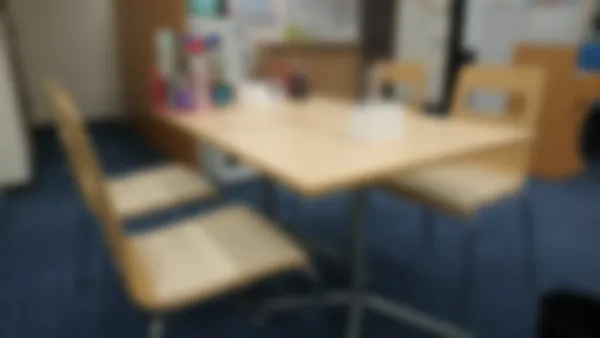 六丁の目校 勉強の合い間に休憩できるフリースペースをご用意しました。