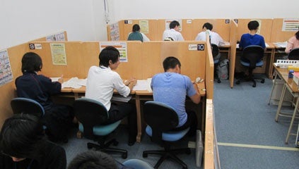 首里校 一人ひとりに向き合う個別教室