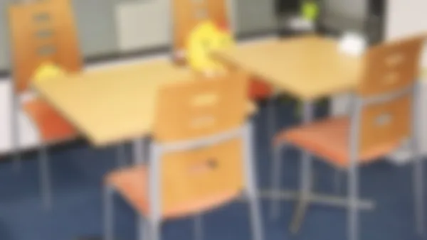 津嘉山校 休憩ができるフリースペースを設けています