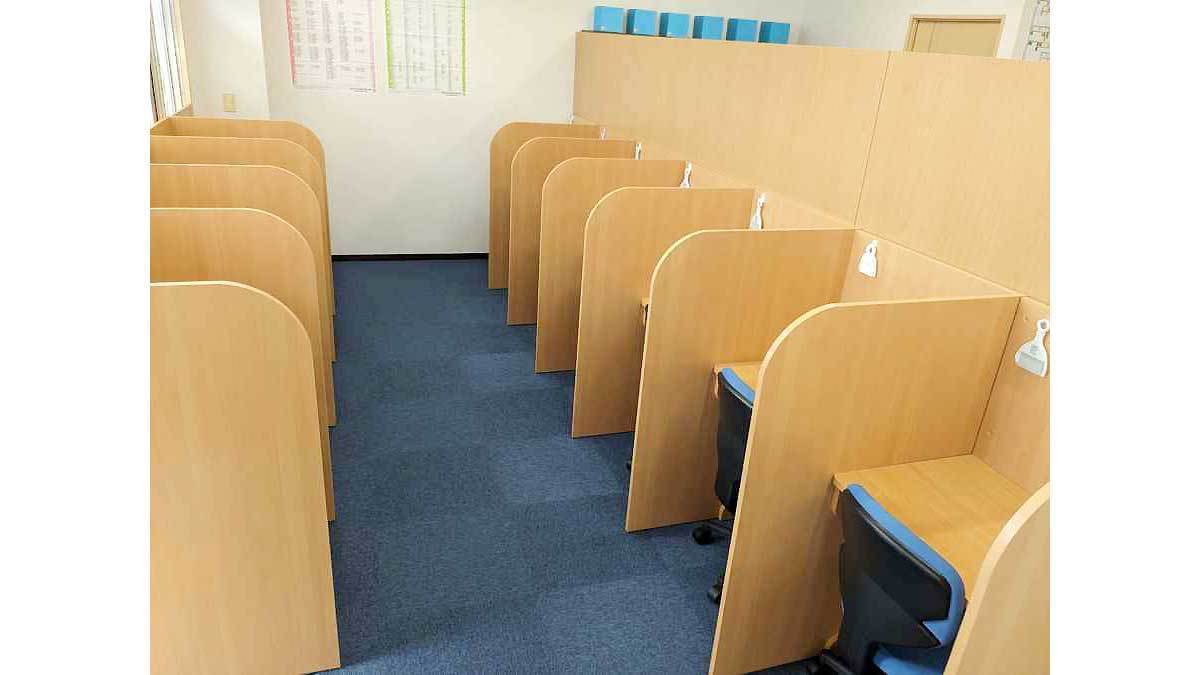宇茂佐の森校 真剣に、かつ集中して自習できます