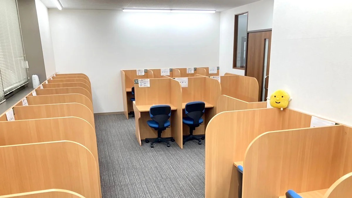 総社校 自習ブース完備!いつでも自由に使えます!