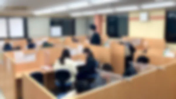 新倉敷駅前校 広々とした気持ちのよい空間で個別指導を!