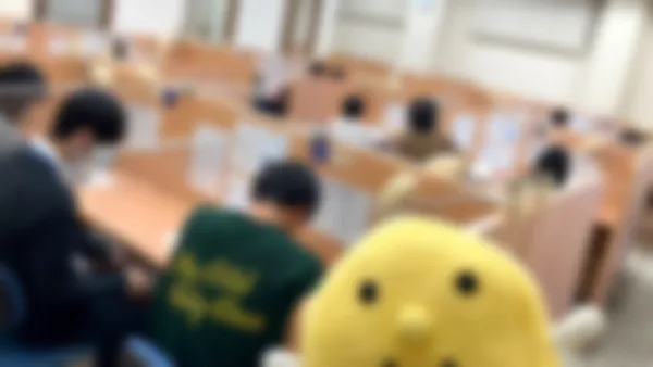 妹尾校 広々とした個別指導教室は、どこでも目が行き届く設計になっています。