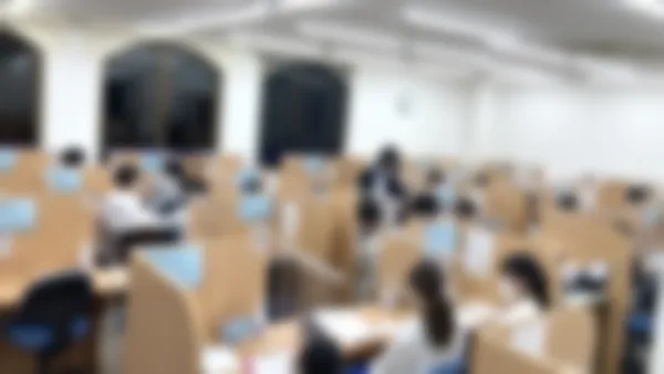 岡山校 教室はいつも熱気であふれています!広々した教室で集中!!