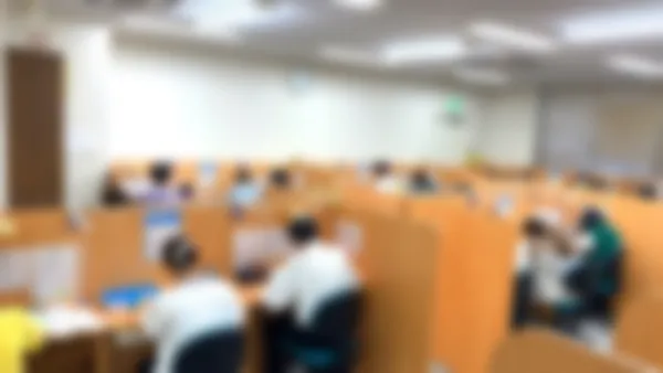 大元校 活気あふれる広い教室