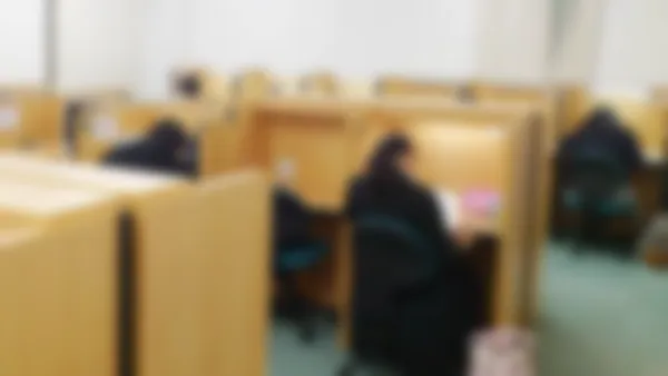 茶屋町駅前校 生徒に集中できると人気の自習ブースです。