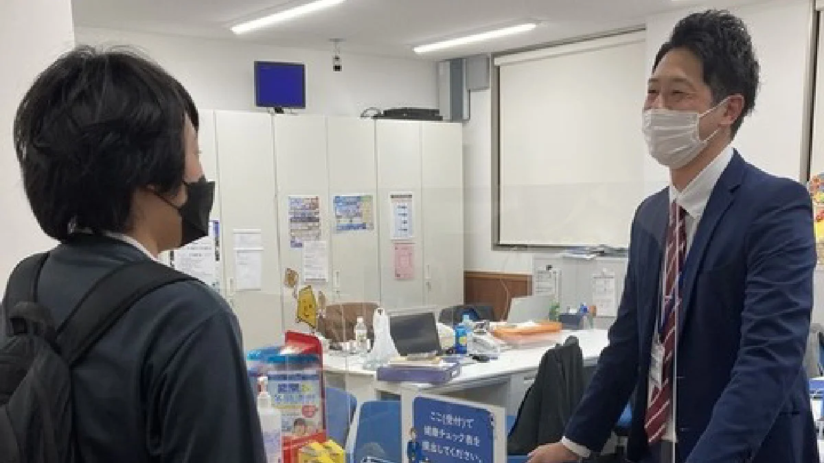 東岡山校 「こんにちは」の挨拶が飛び交います