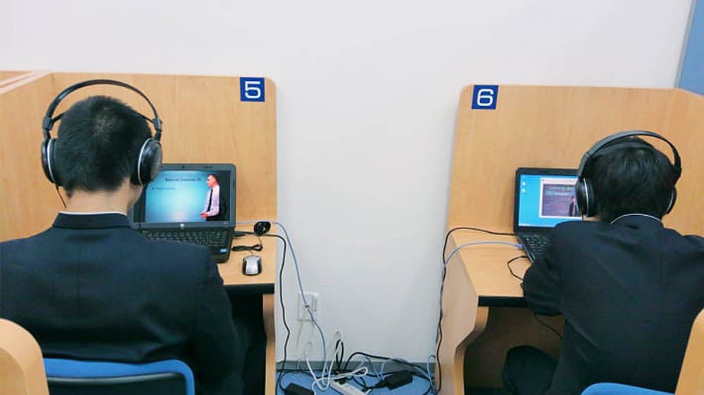 上道駅前校 大学・高校受験映像講座を完備