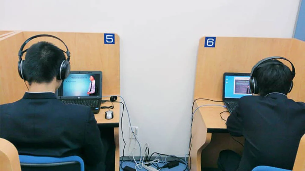 上道駅前校 大学・高校受験映像講座を完備