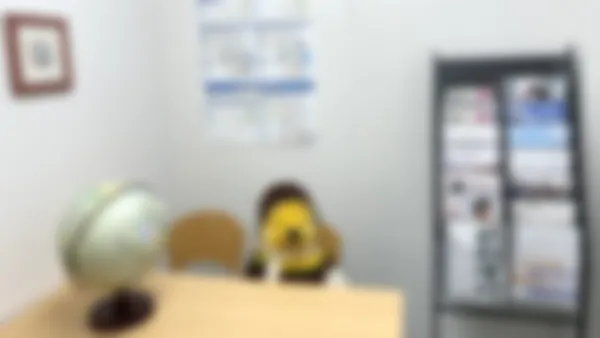 岡北校 飲食可能な多目的ルームも完備