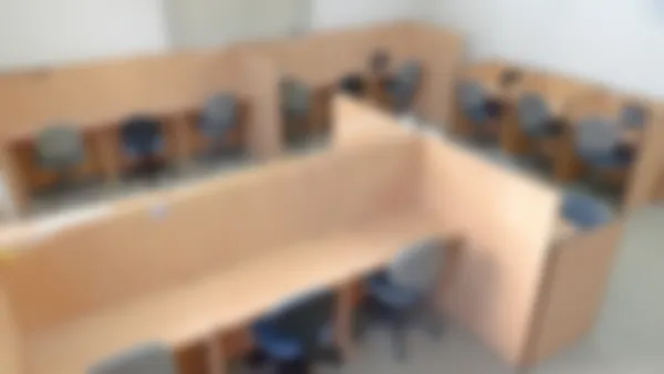 笹沖校 個別指導ブース。授業はいつも真剣勝負です。