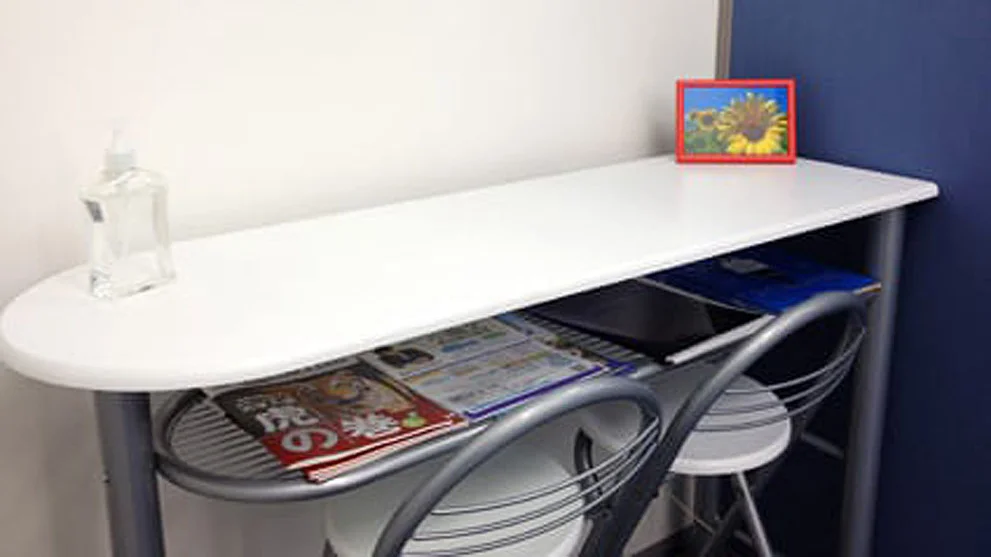 屋島東校 授業の間にほっと一息できるフリースペース