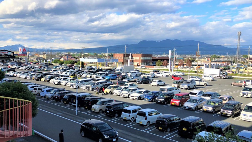 ガーデン前橋校 『ガーデン前橋』の２階！マクドナルドさん側の駐車場からすぐです。