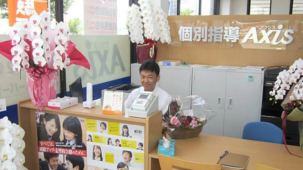 富岡校 お出迎え・お見送りを徹底し、お子さまの安全な通塾をサポートいたします。