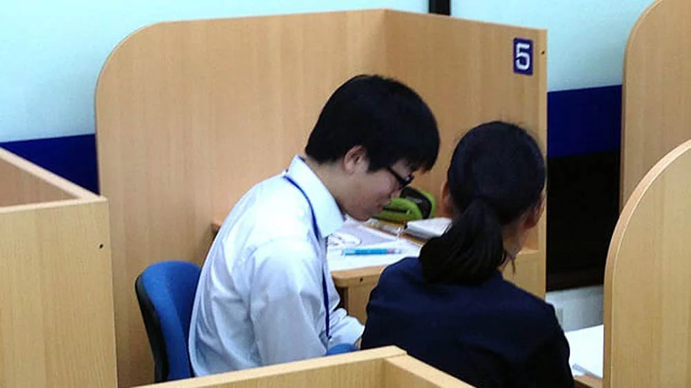 富岡校 「解説」⇔「演習」でわかるだけでなく、「自分で解く力」も身につけます。