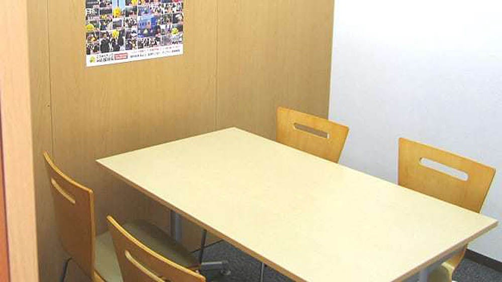 富岡校 ゆっくり個別にご相談いただける学習相談ブースをご用意しております。