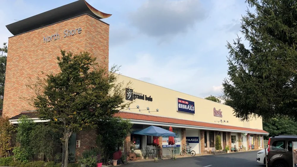 川原校 群馬大学・荒牧キャンパスの西門近く、レンガ造りと大きな木が目印です！