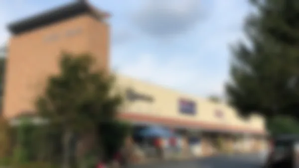 川原校 群馬大学・荒牧キャンパスの西門近く、レンガ造りと大きな木が目印です!