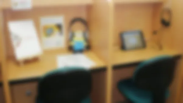 帯山校 難関大突破も実現する、Axisのオンライン家庭教師と大学受験映像講座。