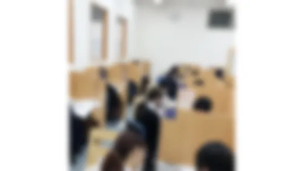 東町校 全ての授業ブースにアクリル板を設置しています♪