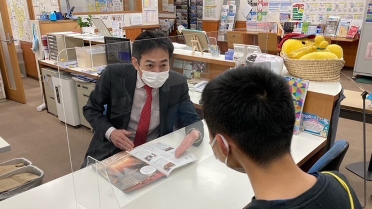 帷子ノ辻校 気軽に、明るく、真剣にコミュニケーションがとれる受付です！