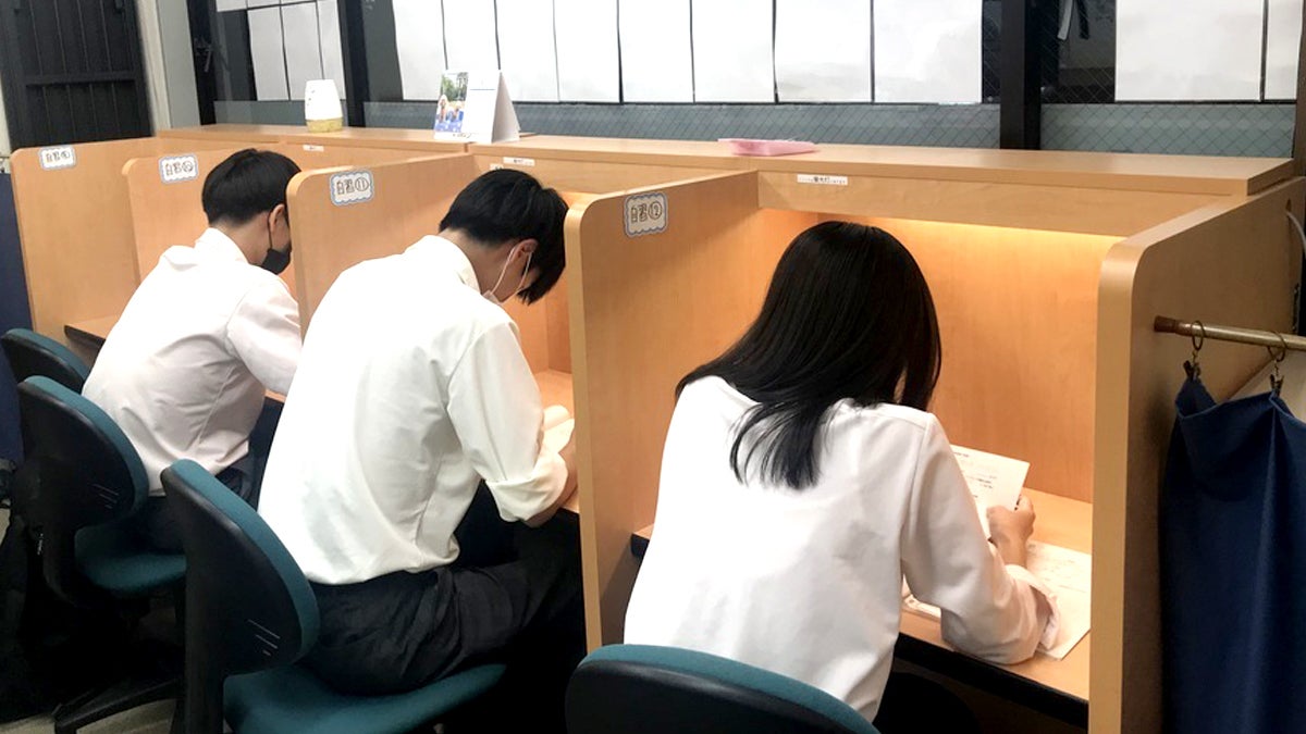 丹波橋校 自習ブース完備！いつでも自由に使えます！