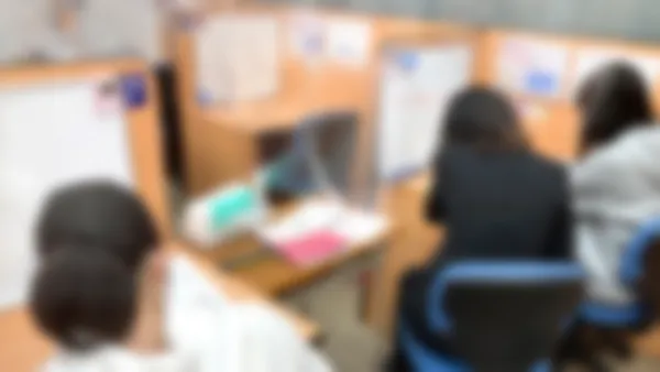 紫竹校 広々とした指導ブースで活気あふれる授業!!