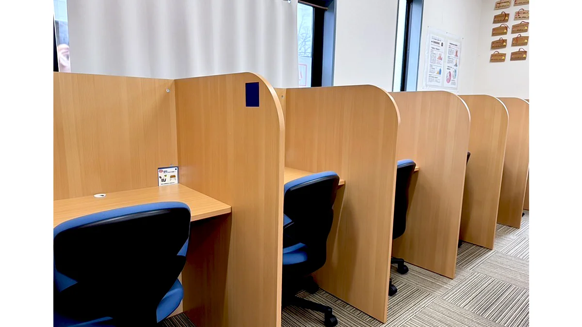 長岡今里校 「第二の勉強部屋」いつでも使える自習ブース完備！