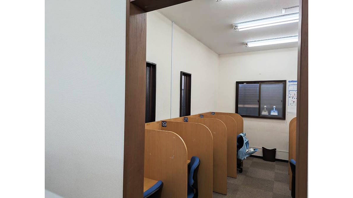 西京極校 「集中できる」自習室