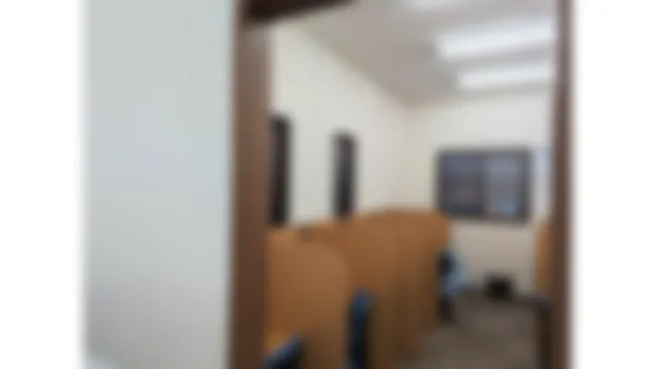 西京極校 「集中できる」自習室